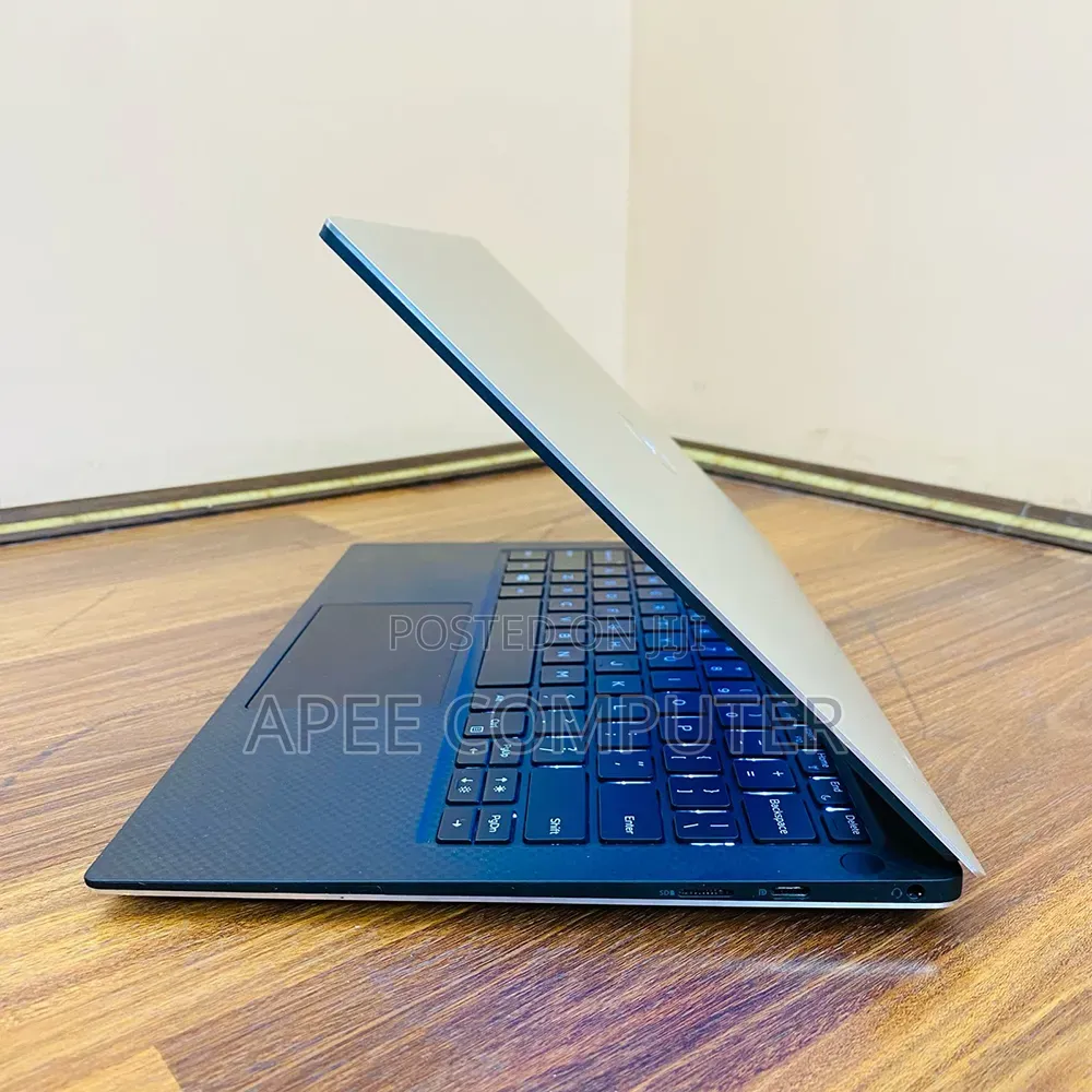 Laptop Dell XPS 13 7390 16GB Intel Core i7 SSD 512GB