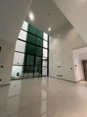 5bdrm Duplex in Ridge for sale