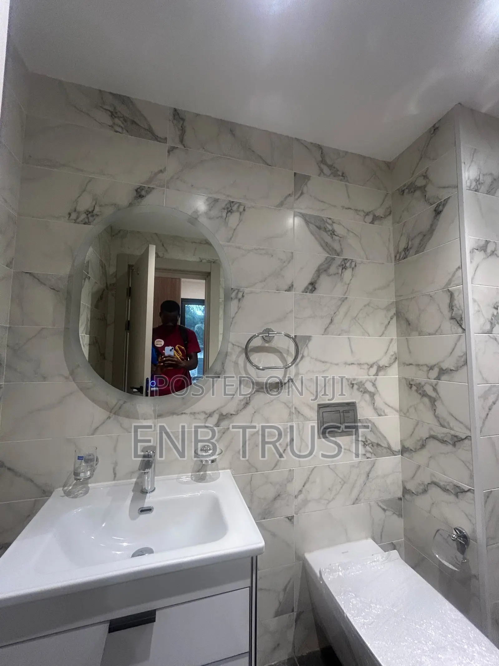5bdrm Duplex in Ridge for sale