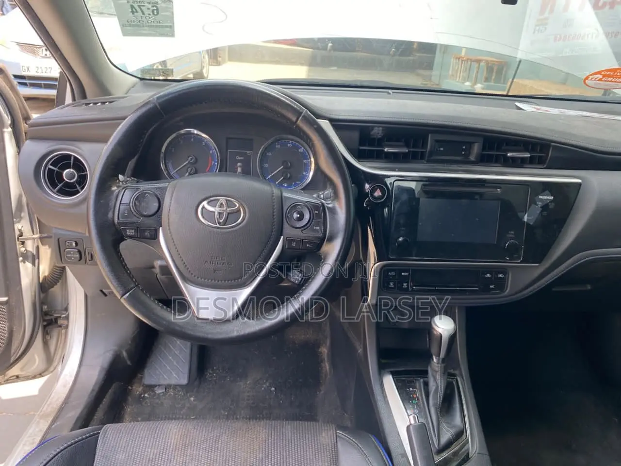 Toyota Corolla SE 4dr Sedan (1.8L 4cyl CVT) 2017 Silver
