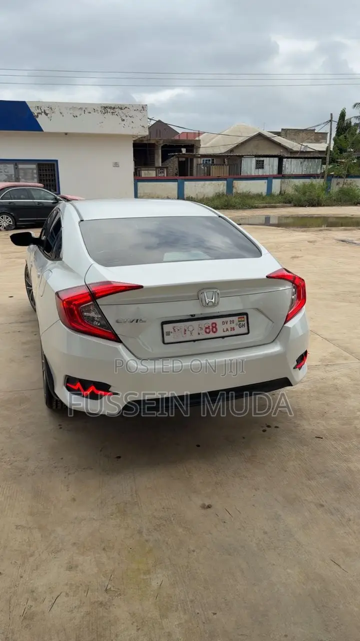 Honda Civic EX-L Sedan 2018 White