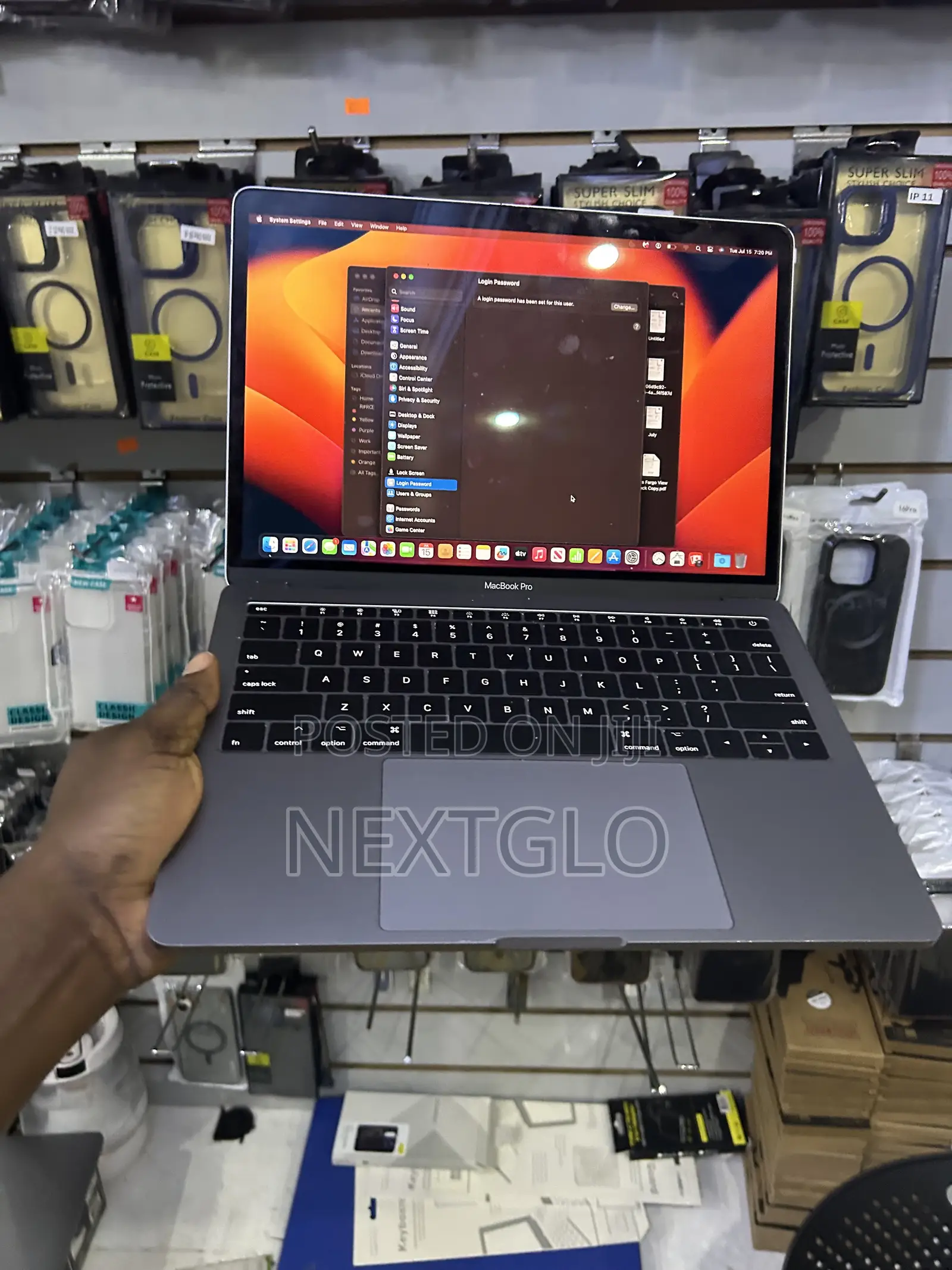 Laptop Apple MacBook Pro 8GB Apple M1 SSD 256GB
