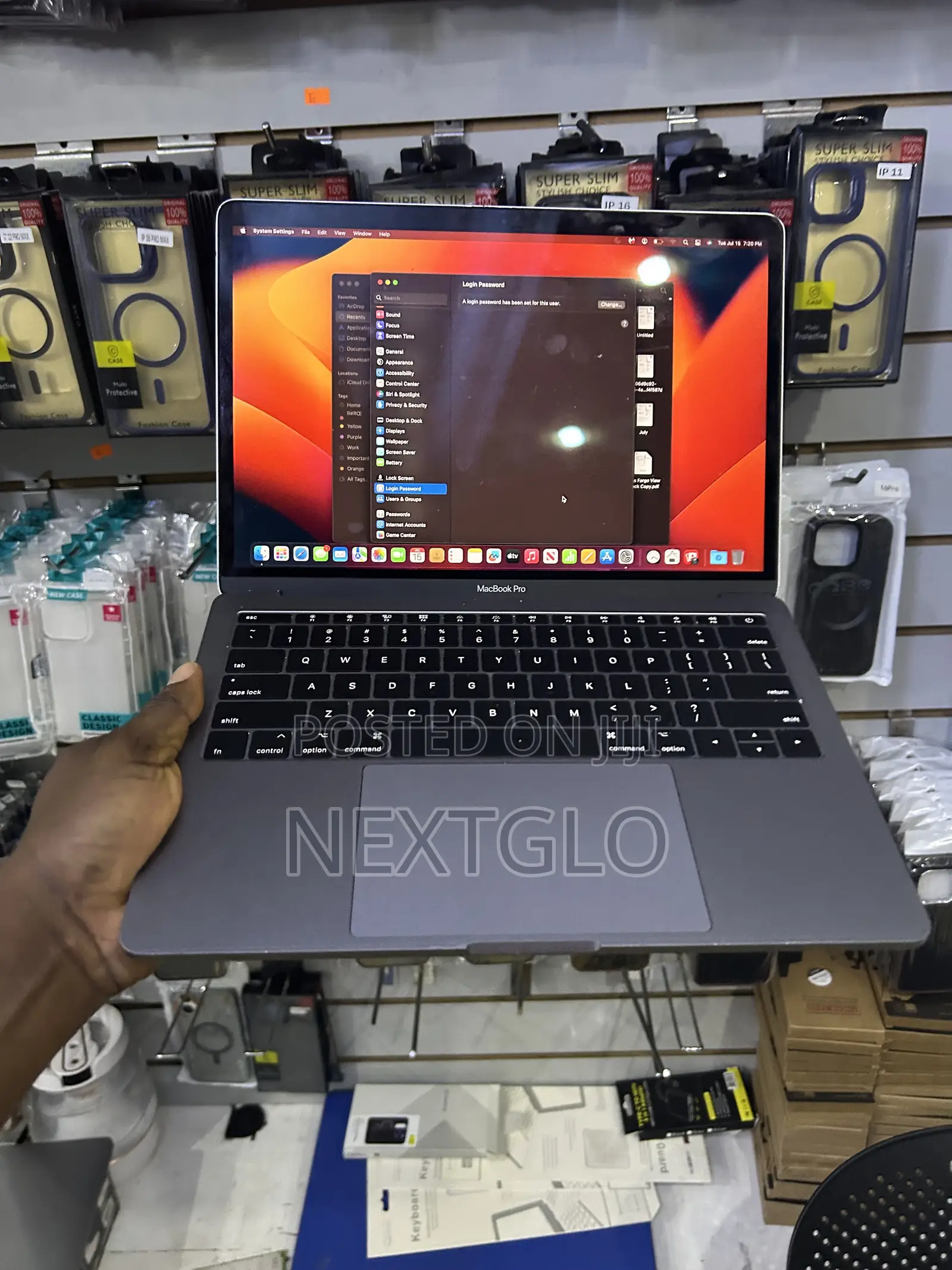 Laptop Apple MacBook Pro 8GB Apple M1 SSD 256GB