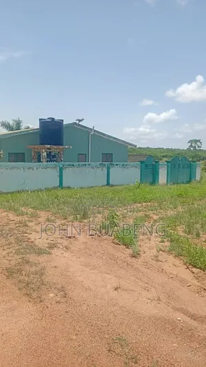 6bdrm House in Ojobi Winiba Road, Awutu Senya East Municipal for sale