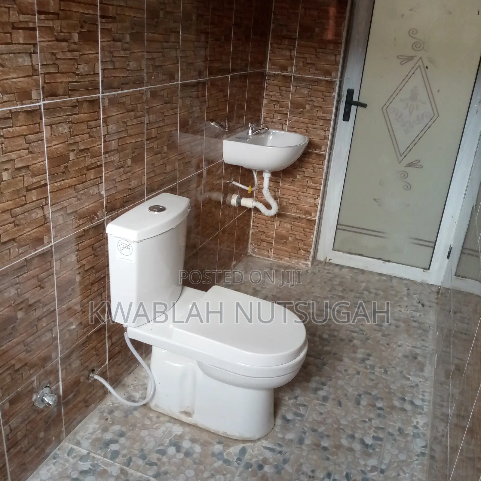 1bdrm Room & Parlour in Cold Store for rent