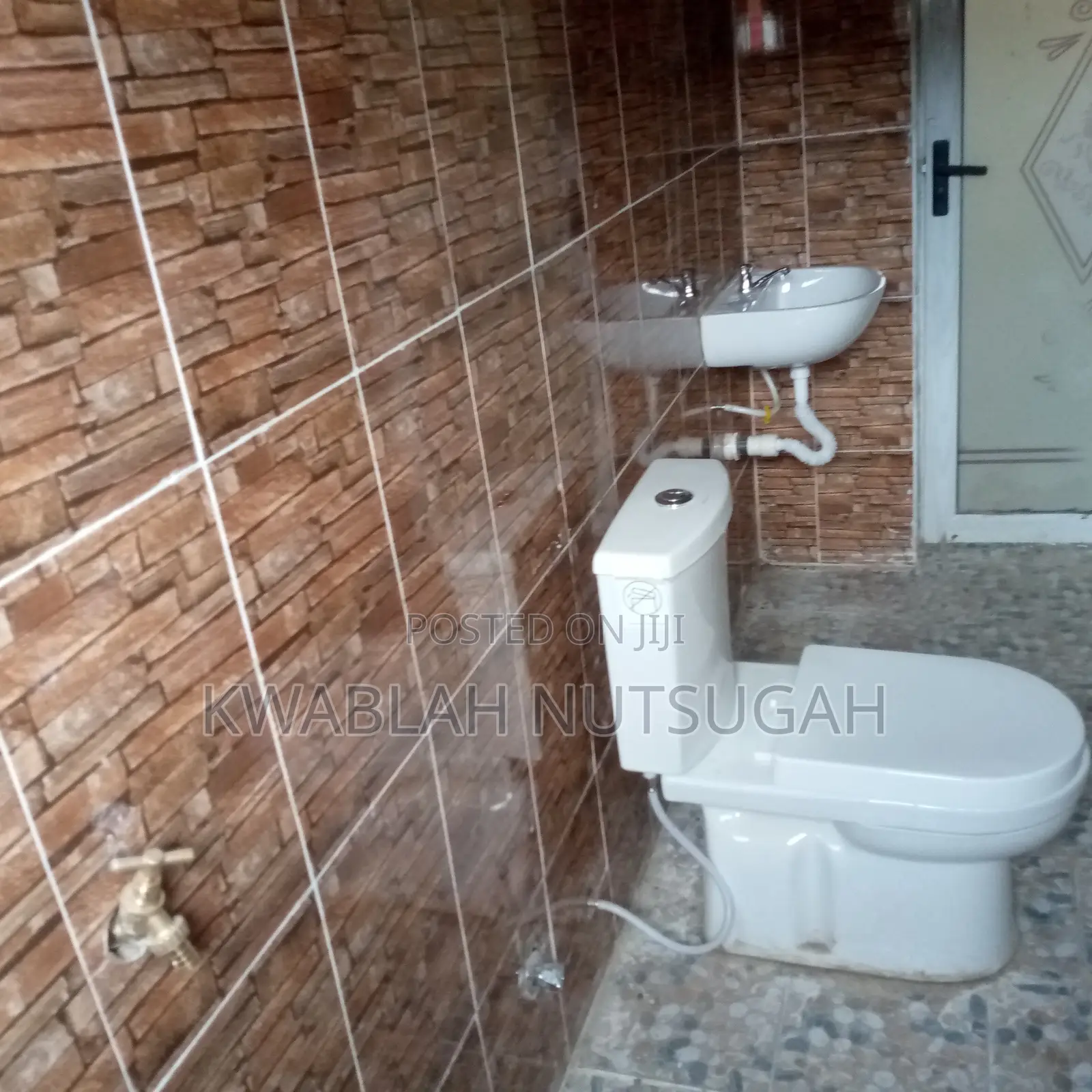 1bdrm Room & Parlour in Cold Store for rent