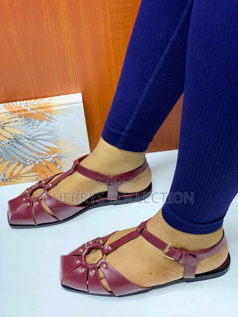 Woman Flat Sandals