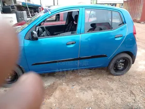 Hyundai I10 2012 Blue