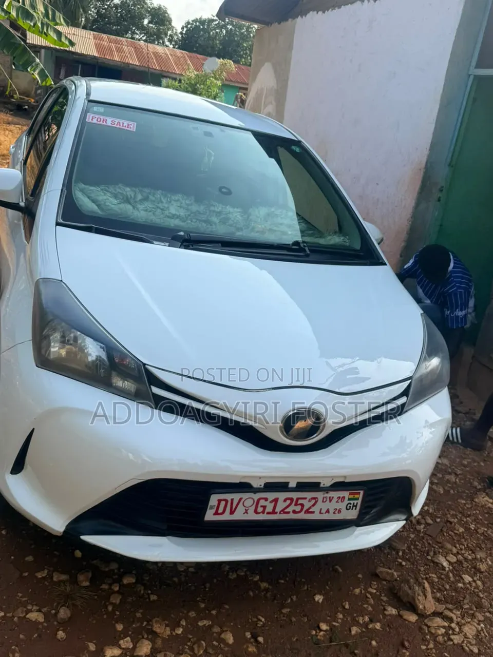 Toyota Vitz 1.3 FWD 5dr 2014 White