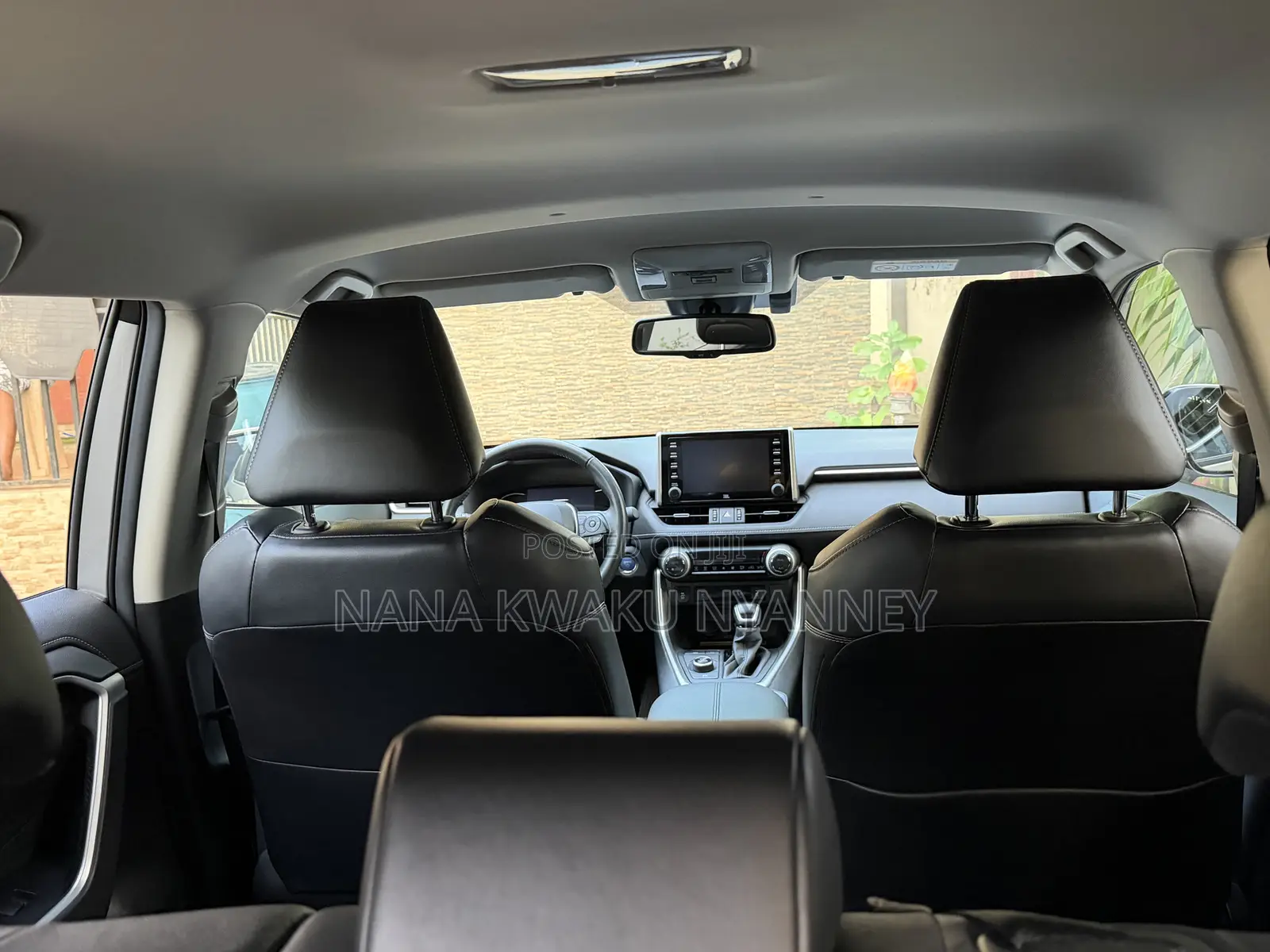 Toyota RAV4 Hybrid 2024 Silver