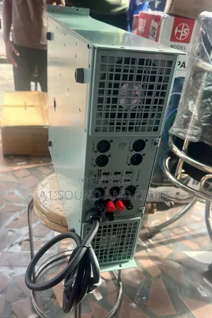 Morgan Power 39.9 Power Amplifier