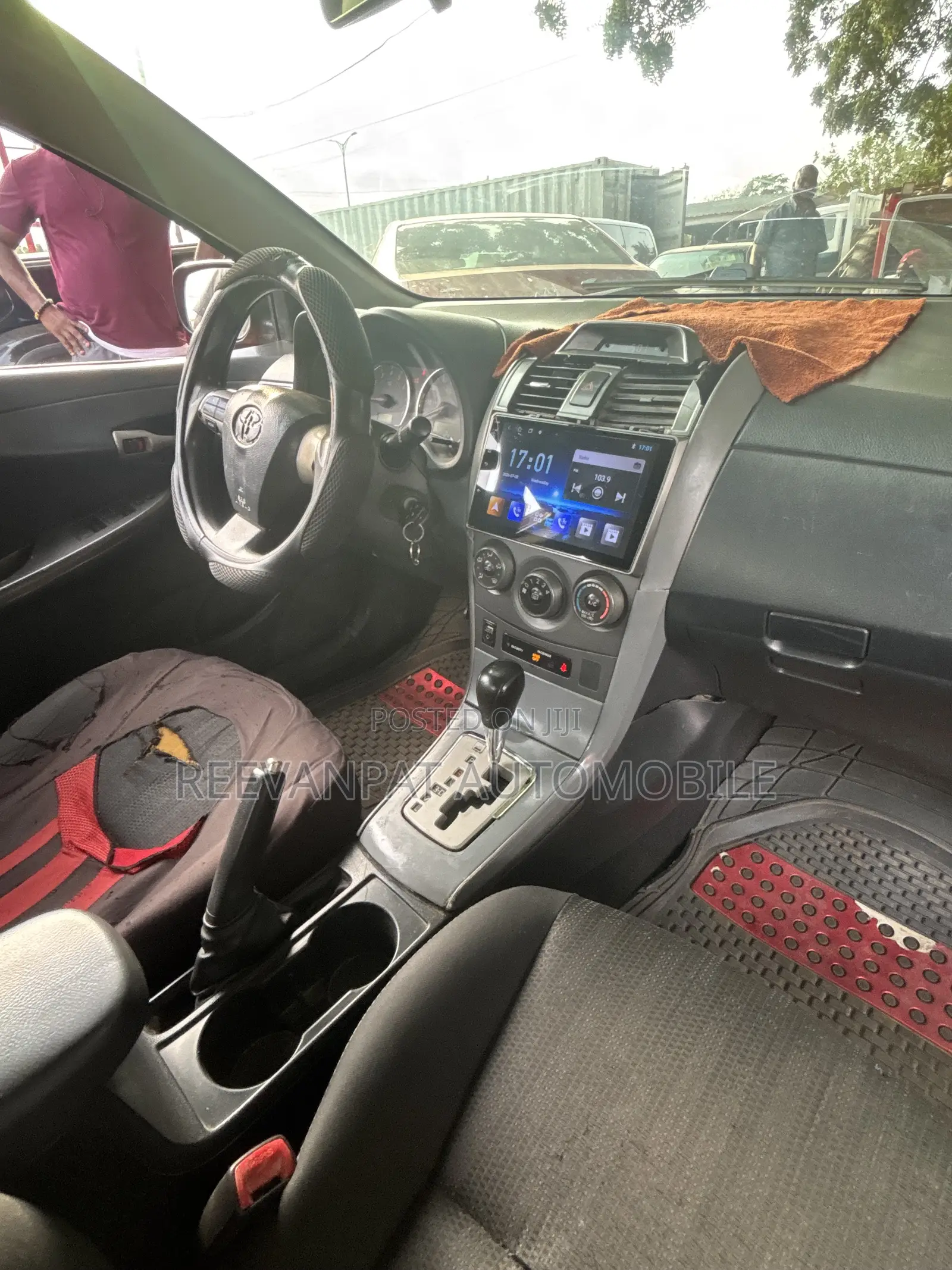 Toyota Corolla 2009 Red