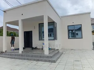 3bdrm House in Savana C25, Community 25 for rent