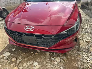 Hyundai Elantra 2021 Red