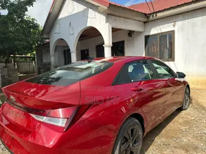 Hyundai Elantra 2021 Red