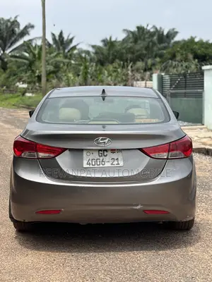 Hyundai Elantra 2013 Silver