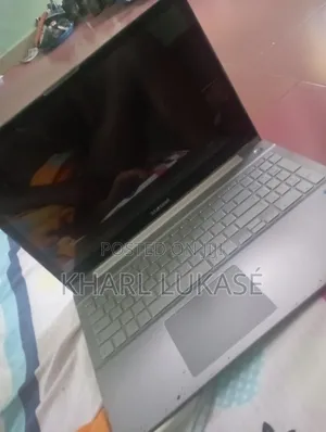Laptop Samsung Chronos NP780Z5E 8GB Intel Core i7 HDD 1T