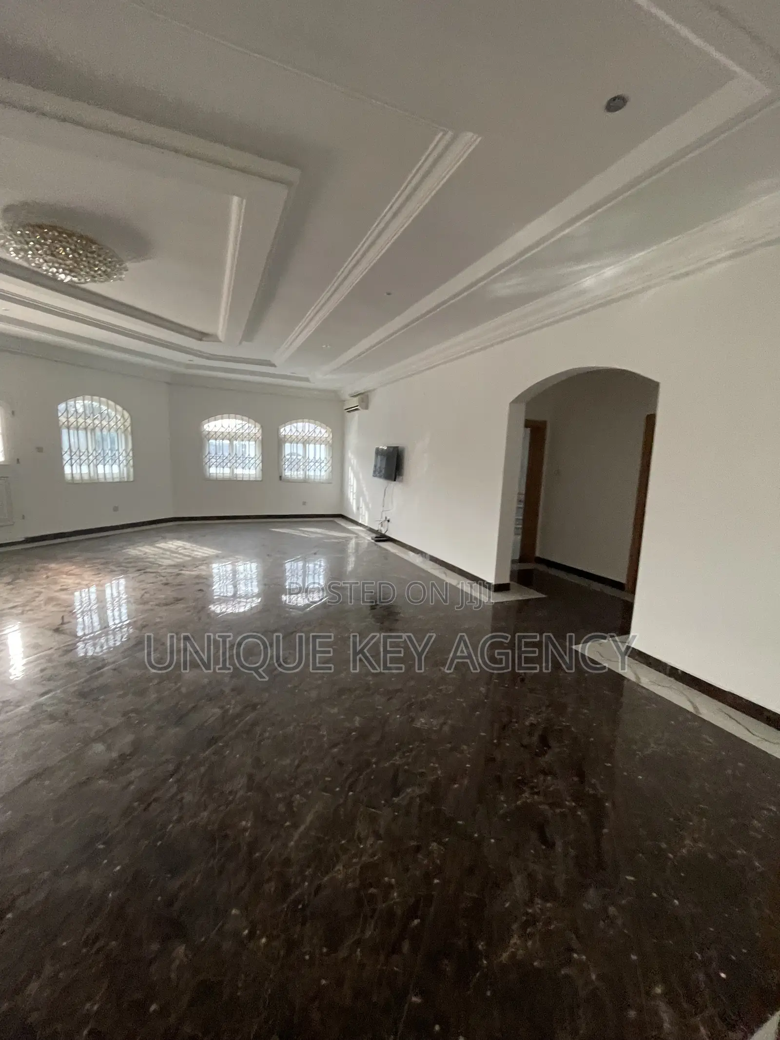 5bdrm House in Unique Key Agency, East Legon for rent