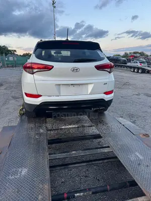 Hyundai Tucson Sport FWD 2017 White