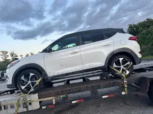 Hyundai Tucson Sport FWD 2017 White