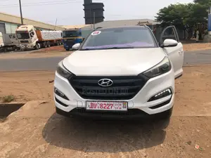 Hyundai Tucson Sport FWD 2017 White