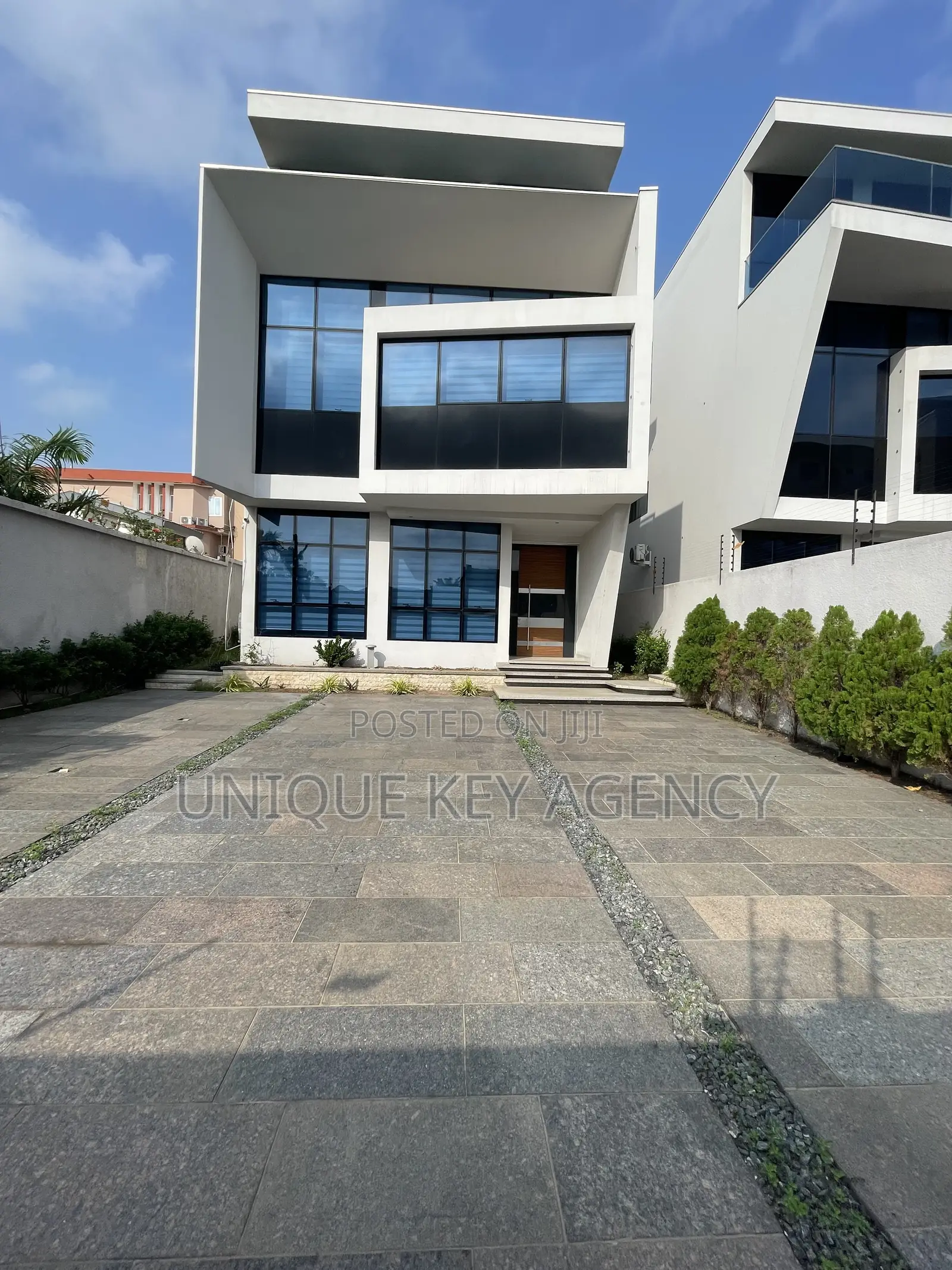 5bdrm House in Unique Key Agency, East Legon for rent