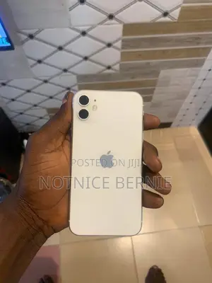 Apple iPhone 11 128 GB White