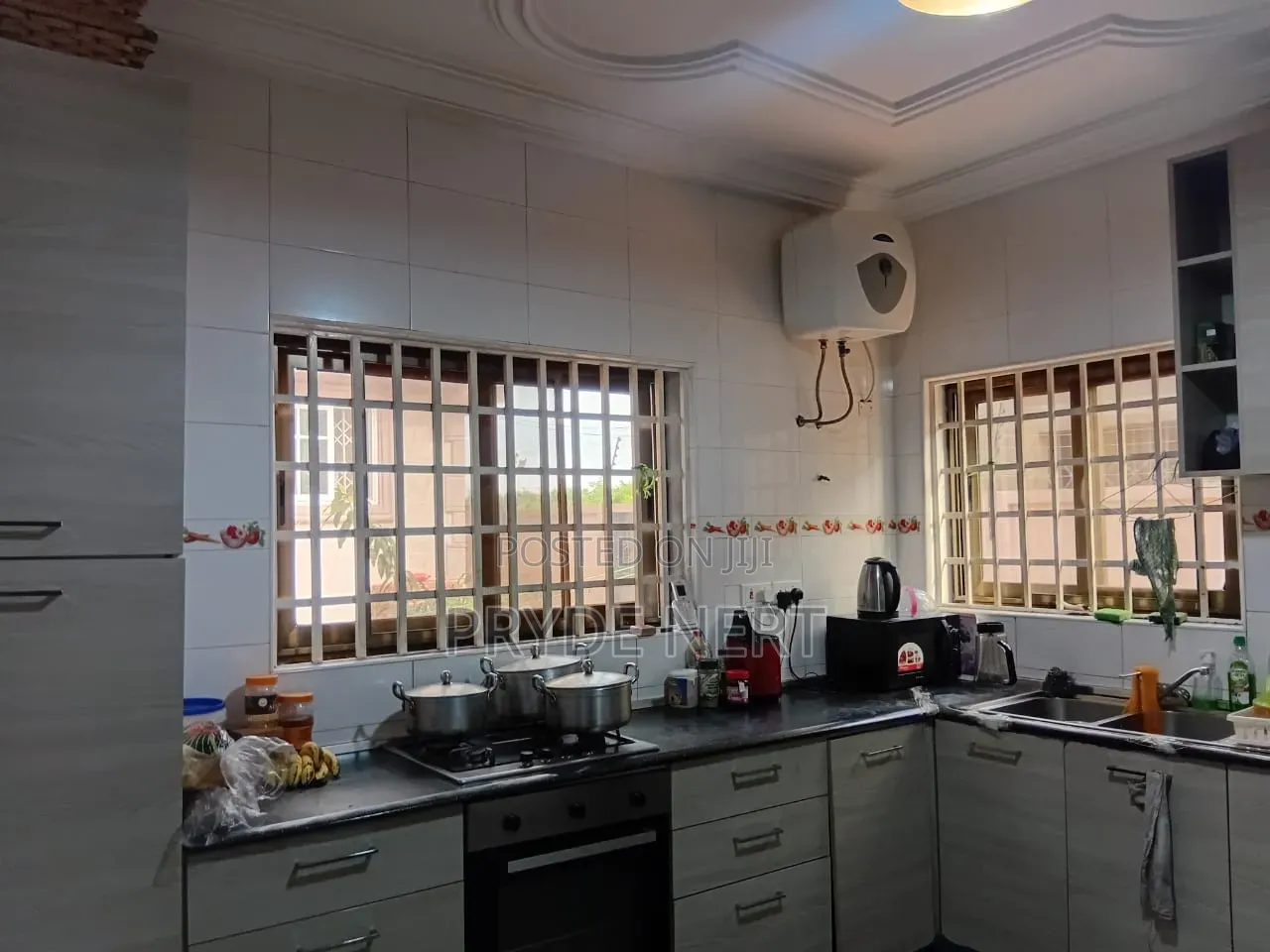 2bdrm House in Hfc C25, Community 25 for rent