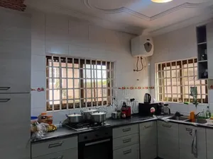 2bdrm House in Hfc C25, Community 25 for rent