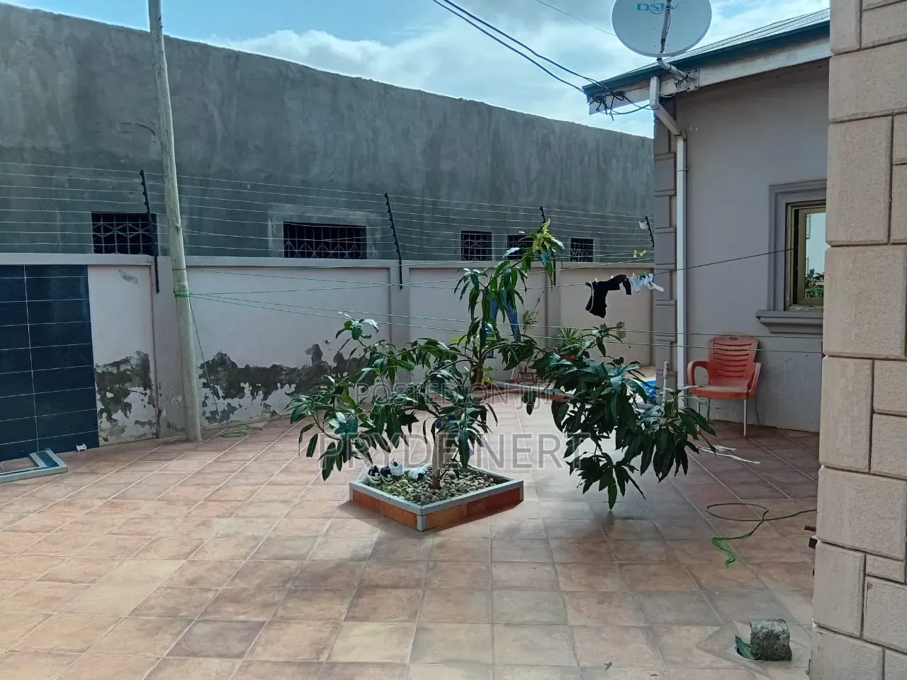2bdrm House in Hfc C25, Community 25 for rent