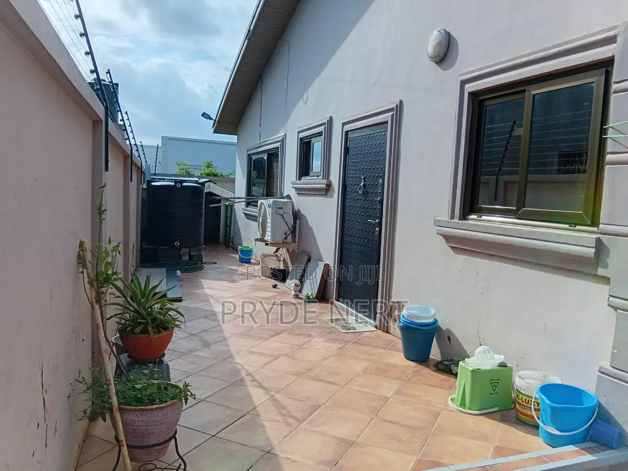 2bdrm House in Hfc C25, Community 25 for rent