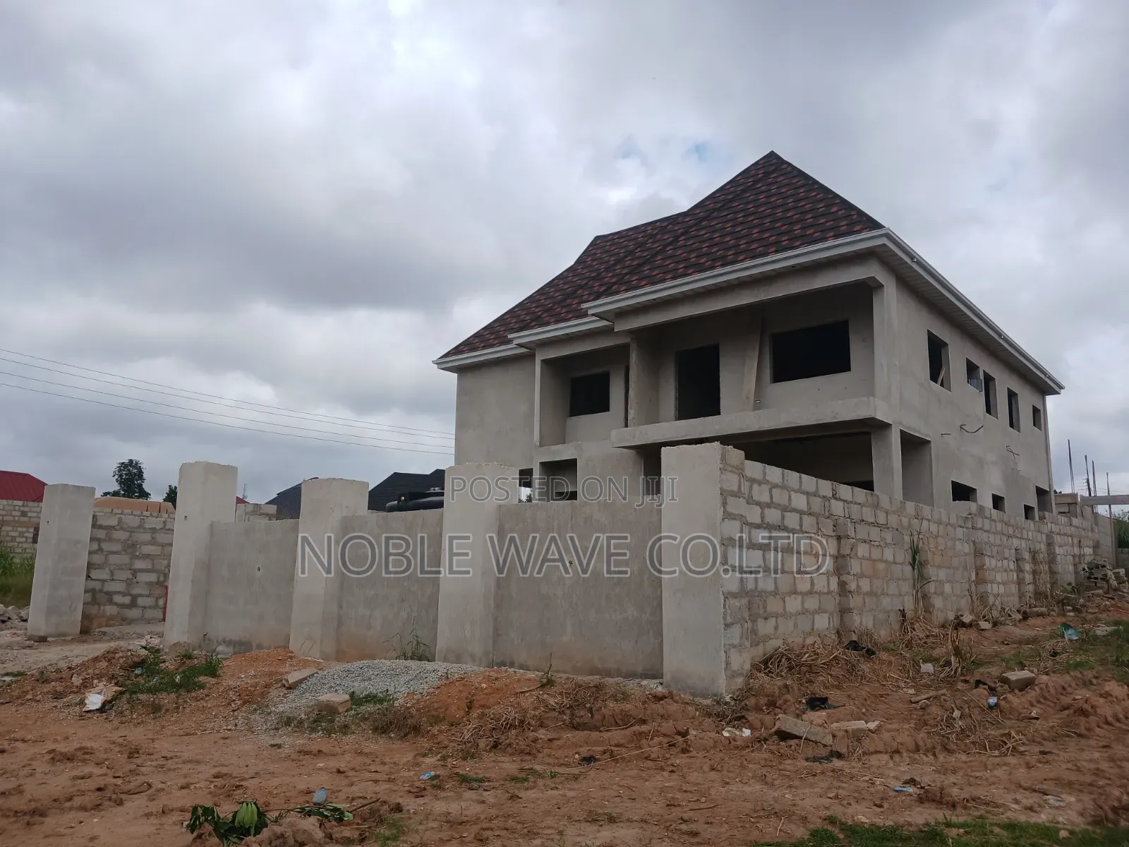 5bdrm House in Adumasa, Kumasi Metropolitan for sale