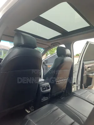 Honda CR-V 2019 White