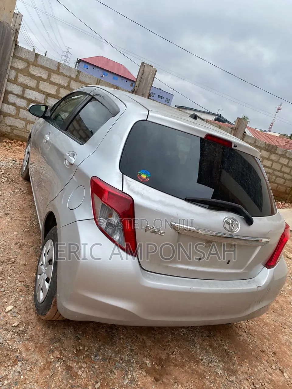 Toyota Vitz 2013 Silver