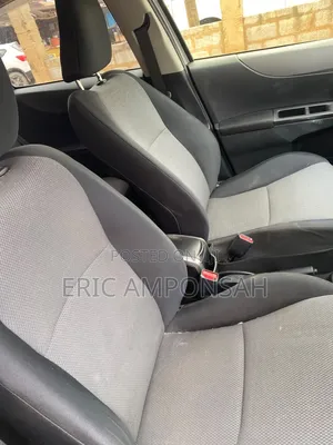 Toyota Vitz 2013 Silver