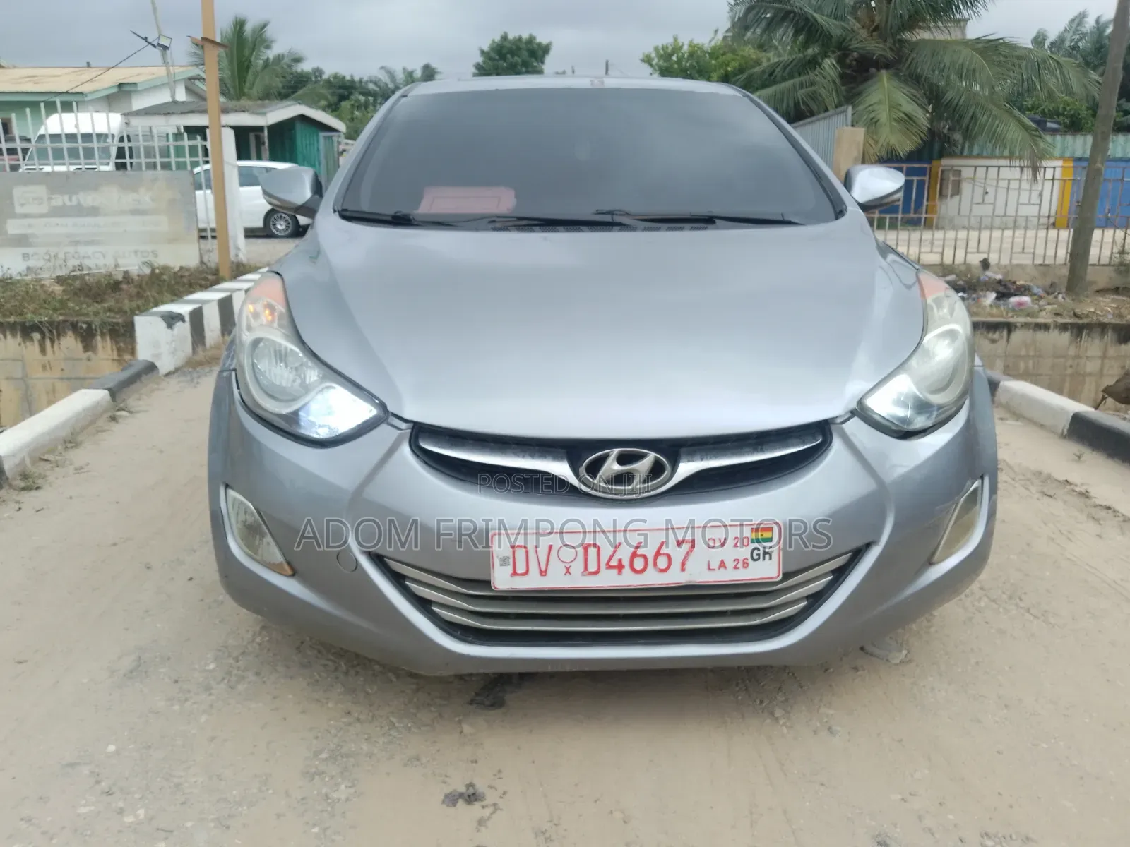 Hyundai Elantra 2012 Gray