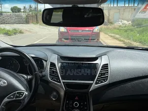 Hyundai Elantra 2016 White