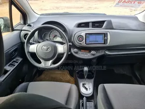 Toyota Vitz 1.3 AWD 5dr 2013