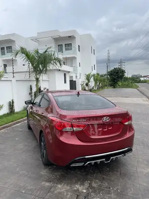 Hyundai Elantra 2013 Red