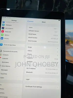 Apple iPad Air 16 GB Gray
