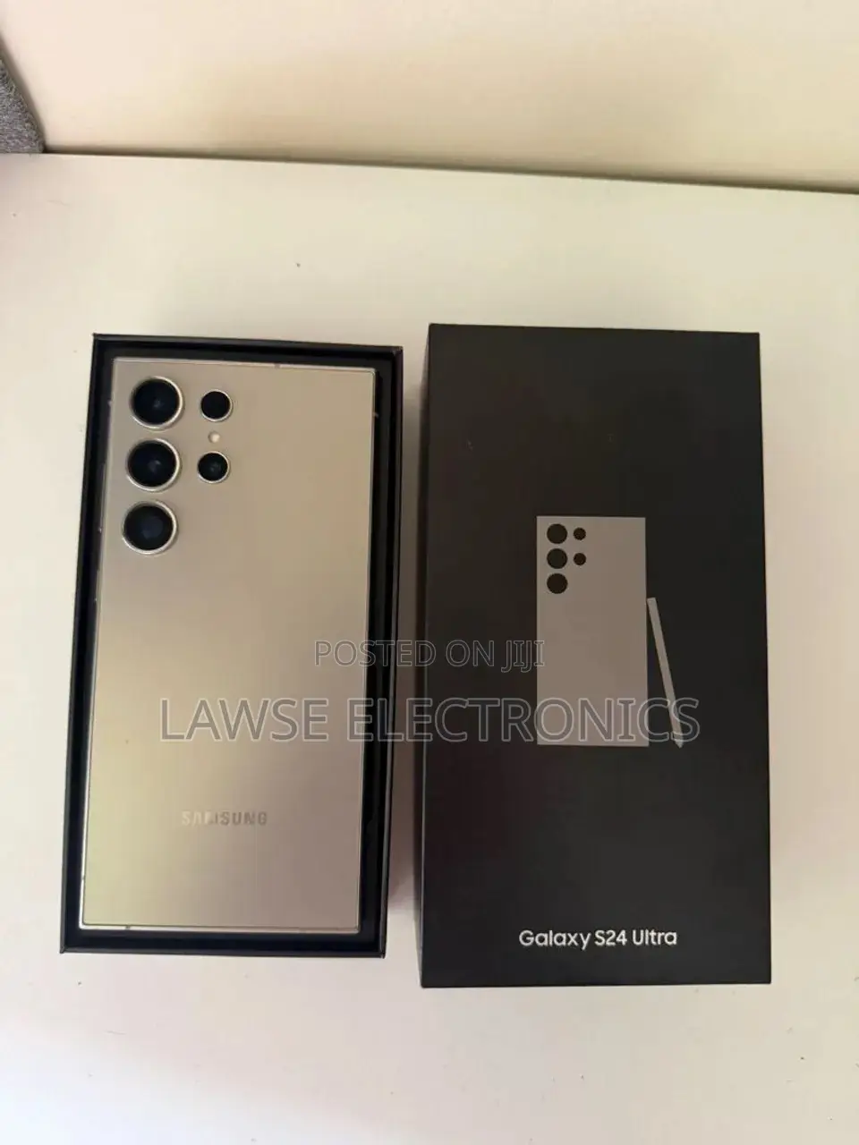 New Samsung Galaxy S24 Ultra 512 GB Gold