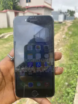 Apple iPhone 8 Plus 64 GB Black