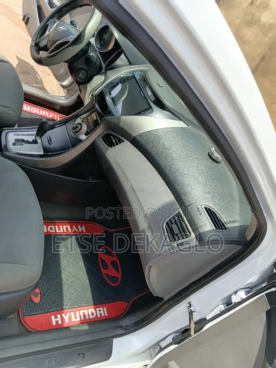 Hyundai Elantra 2016 White