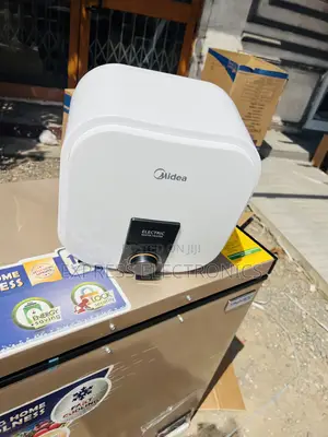 Midea 10 LTRS Water Heater (D10-20vi)2000w
