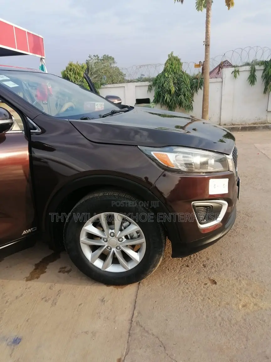 Kia Sorento 4dr SUV 2016 Brown