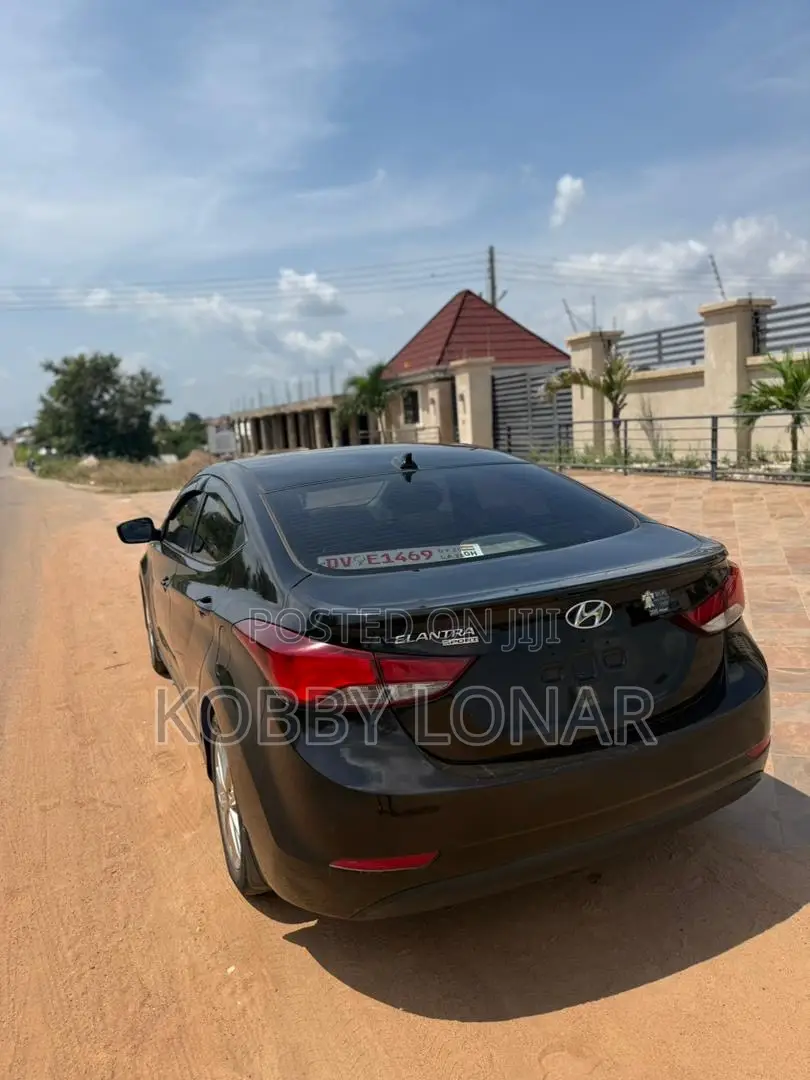 Hyundai Elantra 2012 Black