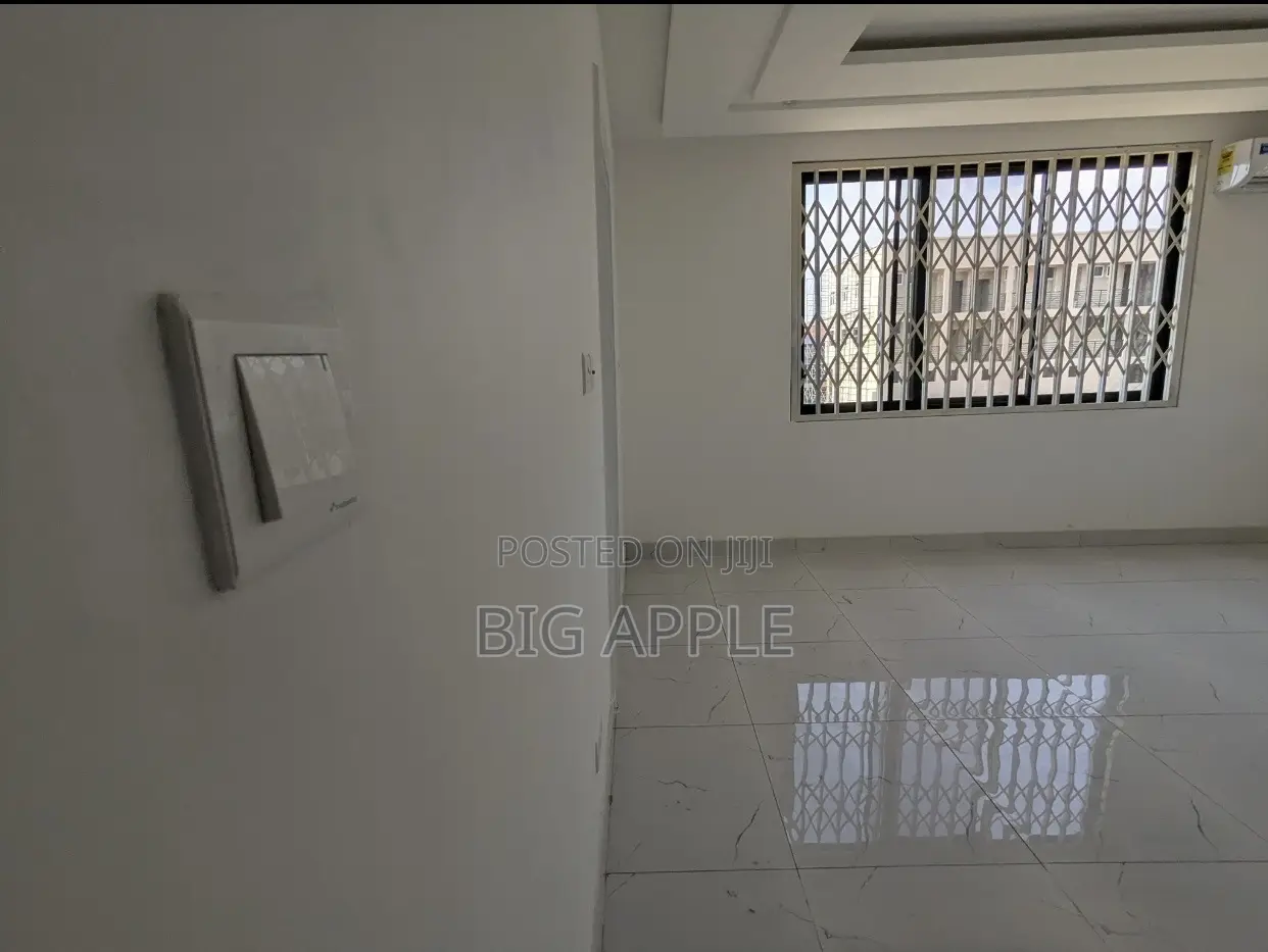 3bdrm Apartment in Lindsay Garden, Mile 7 for rent