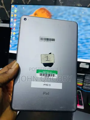 Apple iPad mini 4 128 GB Gray