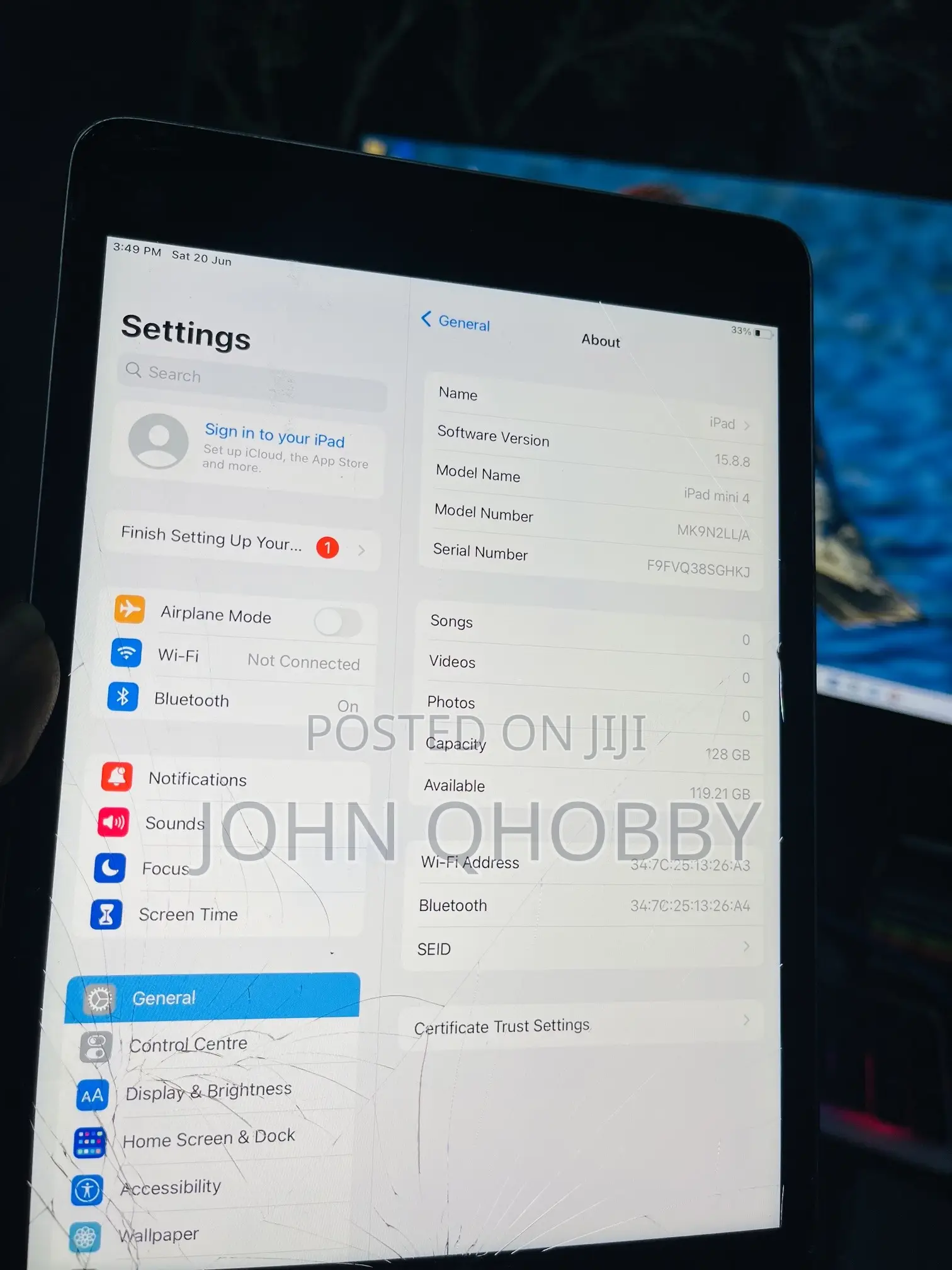 Apple iPad mini 4 128 GB Gray