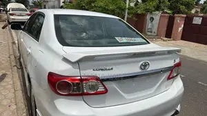 Toyota Corolla S 4dr Sedan (1.8L 4cyl 4A) 2012 White